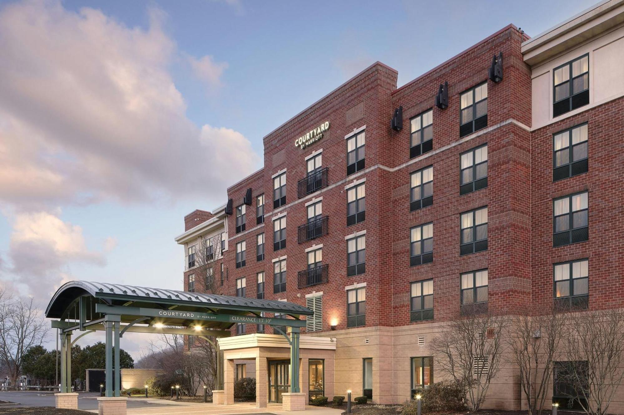 Hotel Courtyard By Marriott Saratoga Springs Zewnętrze zdjęcie